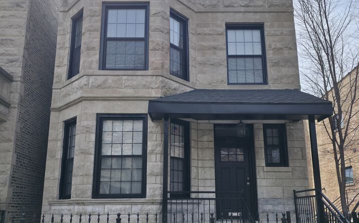 3251 W Evergreen Avenue, Chicago