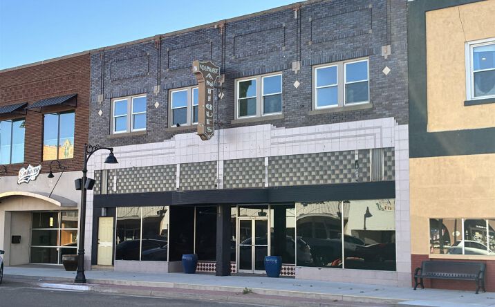 318 N Main Street, Clovis