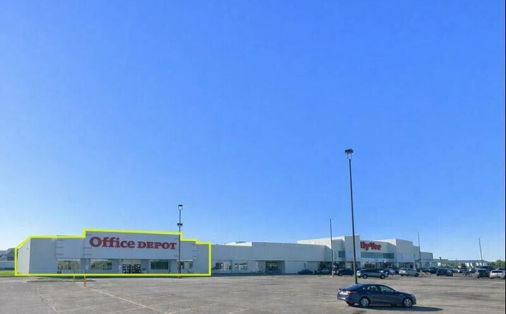 2020 Adams St., Mankato