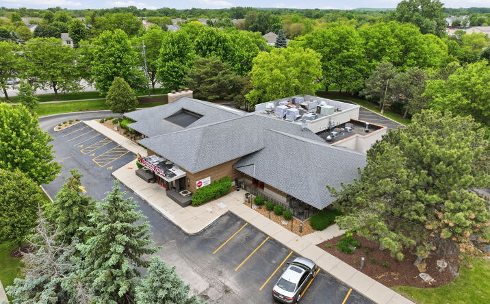 300 Veterans Parkway, Bolingbrook