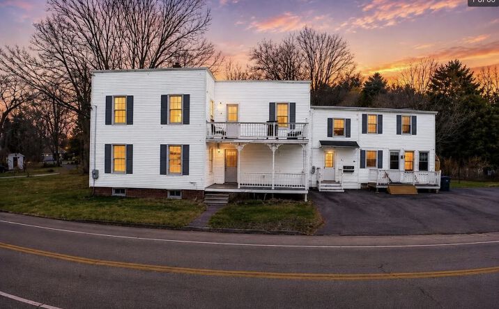 15 South Freeport Road, Freeport