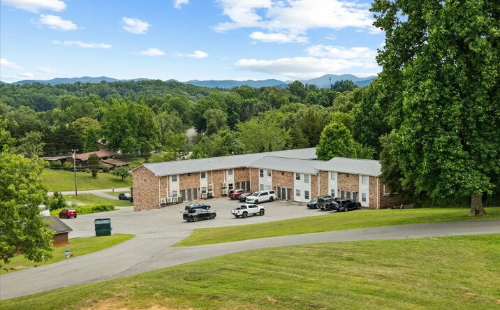 808 Carolina Drive, Greeneville