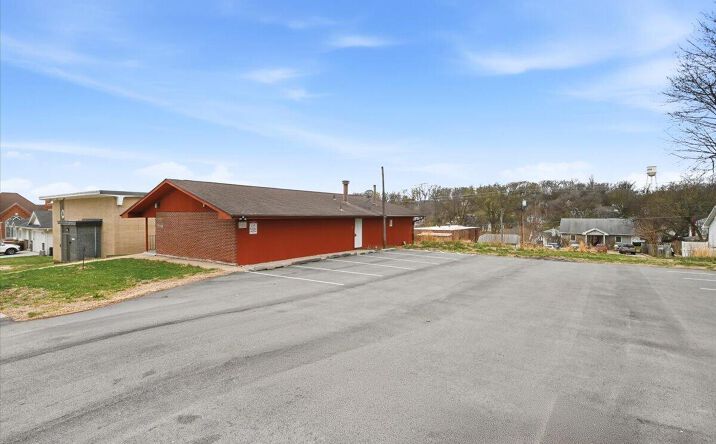 208 N Walnut Street, GLENWOOD