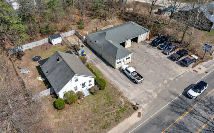 54-56 Lowell Road, Hudson