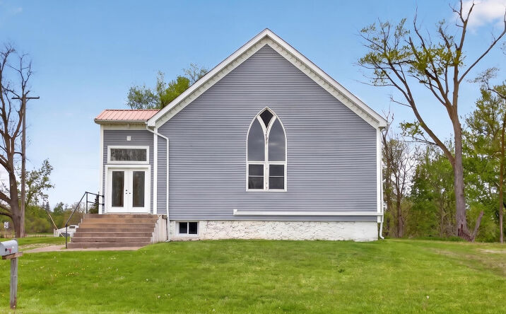 6431 Devils Lake Highway, Addison