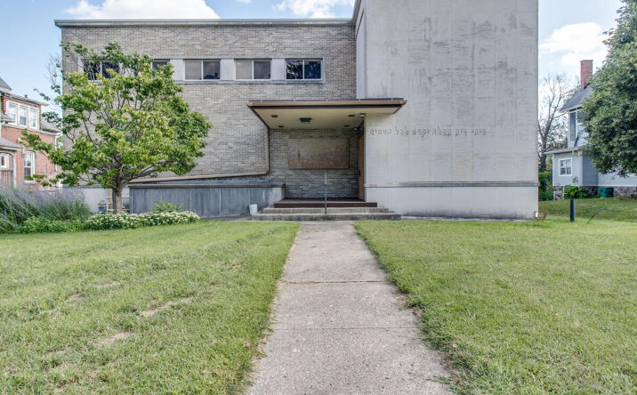 306 Capital Avenue NE, Battle Creek