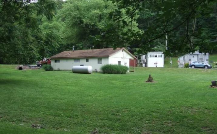 2010 ANTIRE RD, HIGH RIDGE