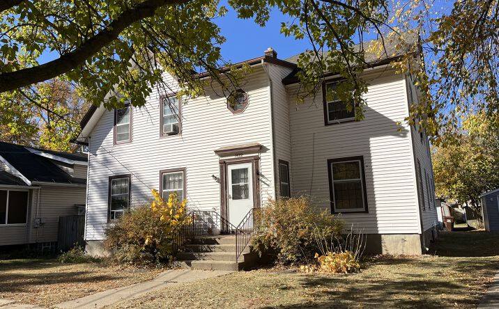 1422 S GRANT Avenue, Rockford