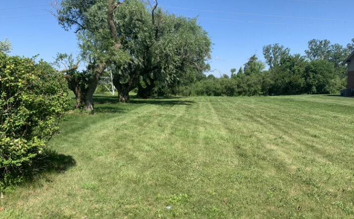 3417 Ronald Road, Crete
