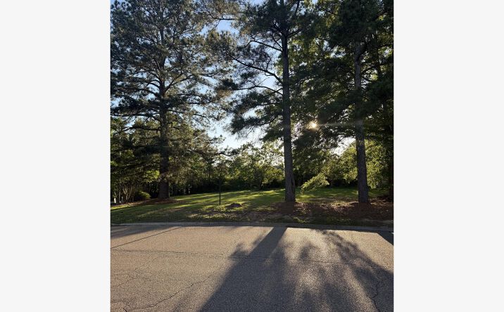 216 Key Dr, Madison