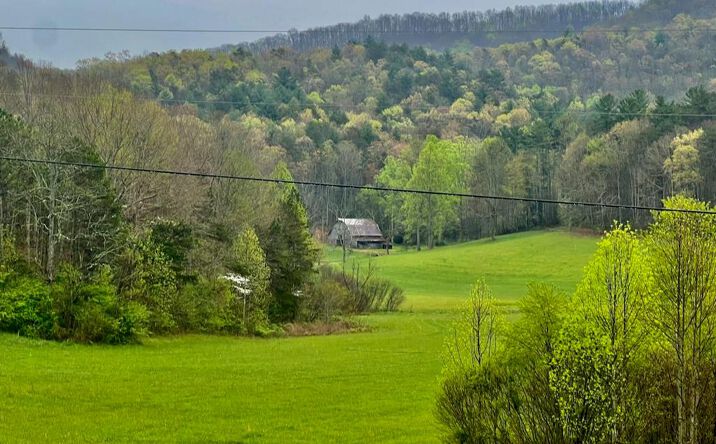1046 Shoal Creek Road, Murphy