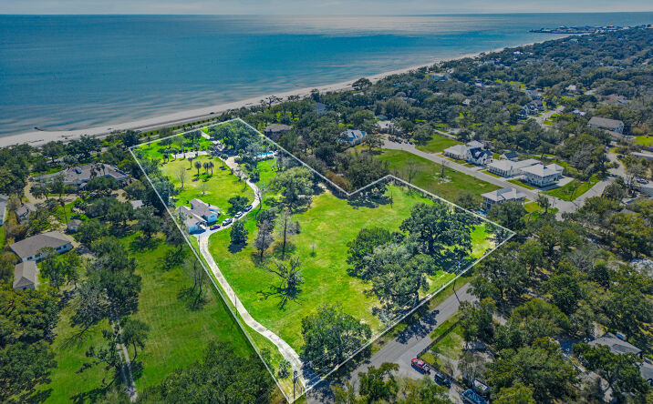 845 East Scenic Drive, Pass Christian
