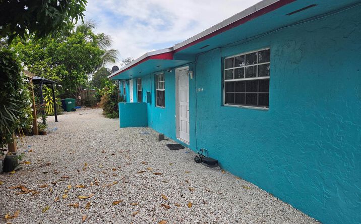 10304 NW 10th Avenue, Miami