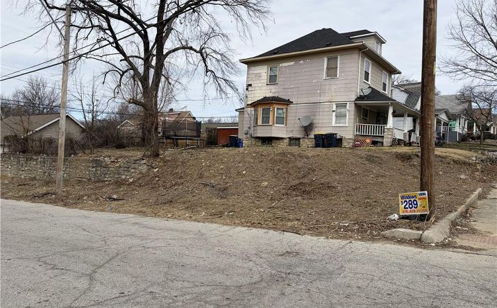2744 Spruce Avenue, Kansas City