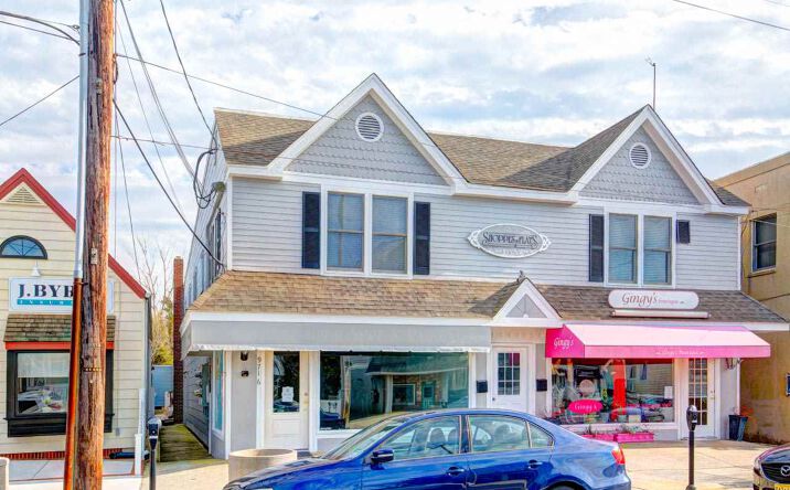 9716 Third Avenue, Stone Harbor