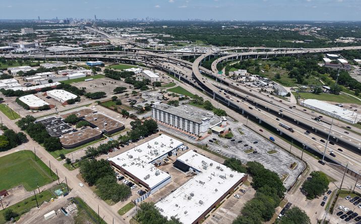 10450 Stancliff Rd, Houston