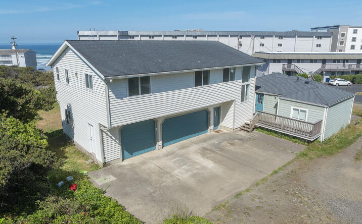 563/565 SW 4th Street, Newport