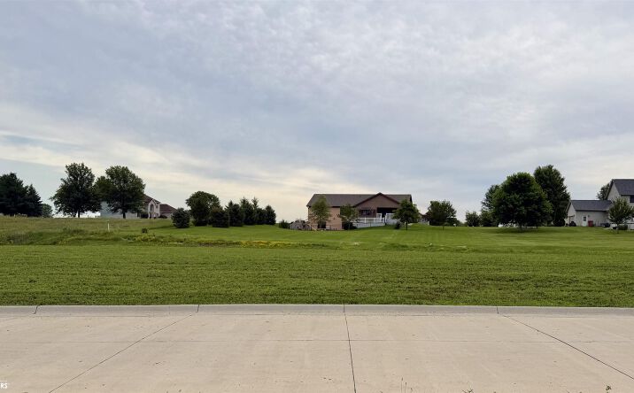 Lot 16 N 18th Street, Chariton