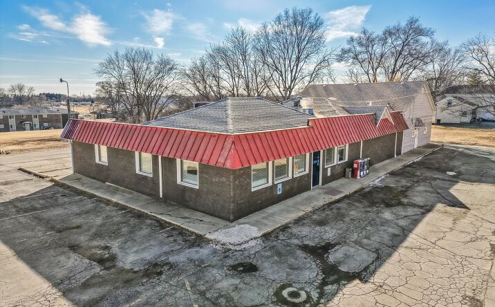 512 E Church Street, Sandwich