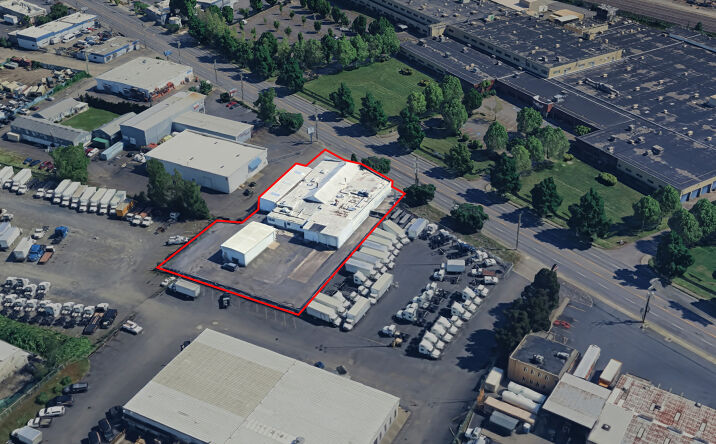 81 Northeast Columbia Boulevard, Portland