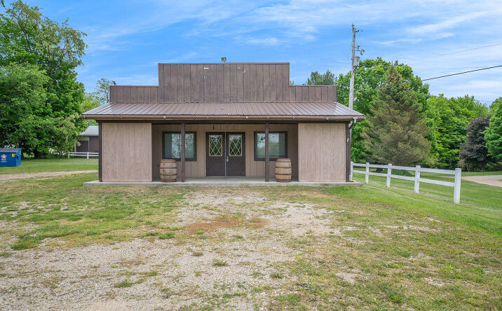1055 32nd Street, Allegan
