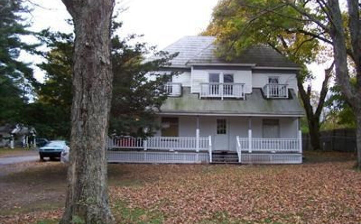 413 Mountain Avenue, Cairo