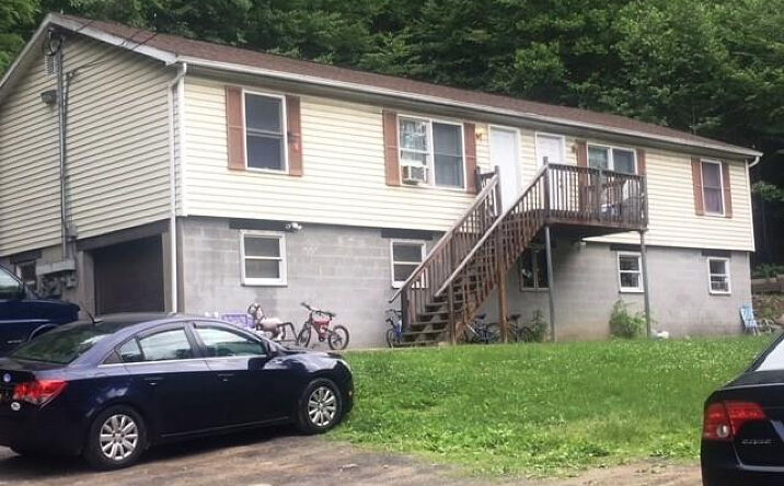 477 Vineyard Avenue, Highland