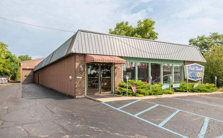 1116 W Centre Avenue, Portage