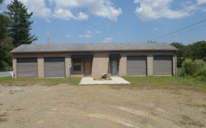 516 Tusquittee Street, Hayesville