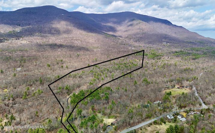 2044 Glasco Turnpike, Woodstock