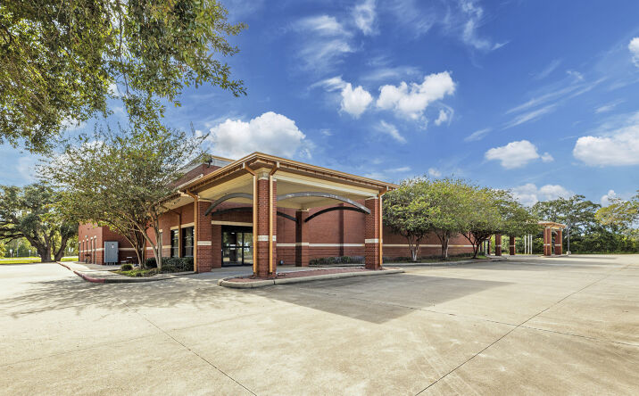 2760 Brazos Parkway, Angleton