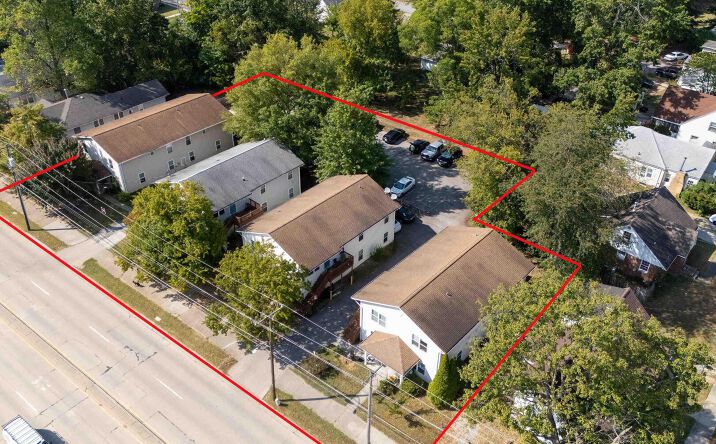 902 W MILL Street 904 #904,906,908, Carbondale
