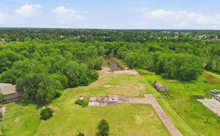 334 Coushatta Lane, Moss Bluff