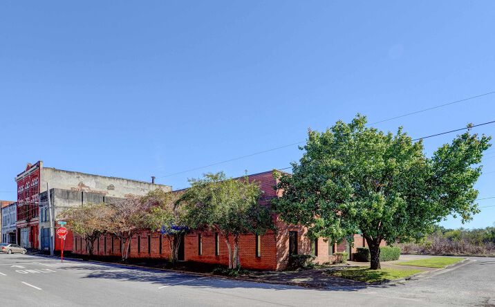 2501 Front Street, Meridian
