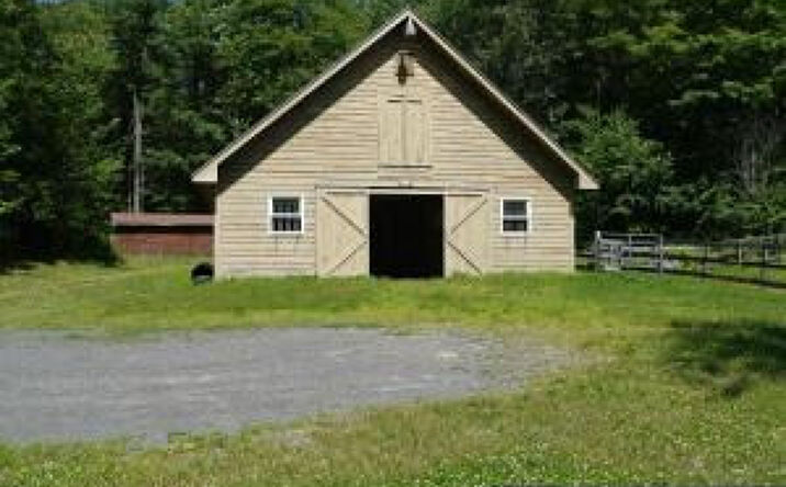 3 Fern Hill Road, Canaan