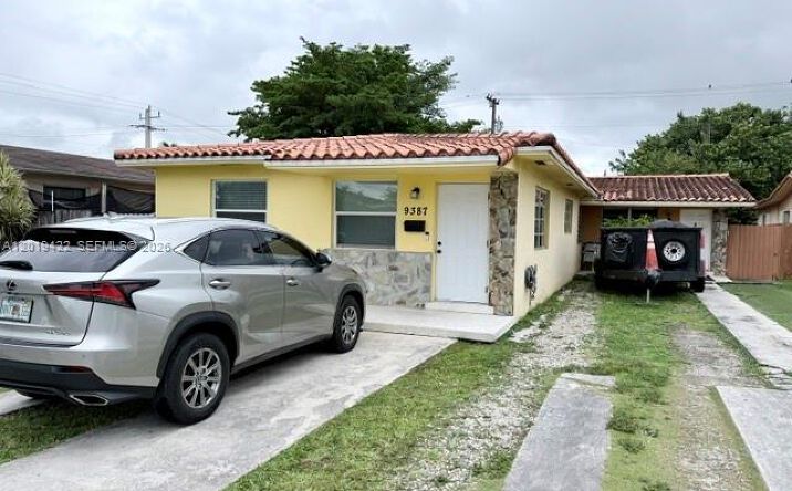 9385-9387 SW 37th St, Miami