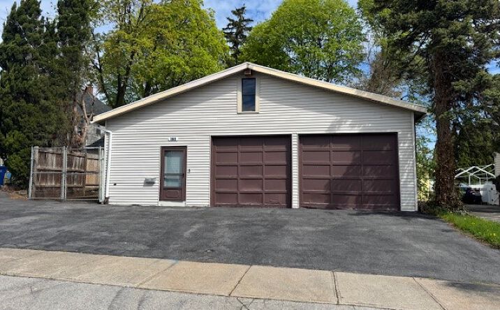 168 Avis Street, Rochester