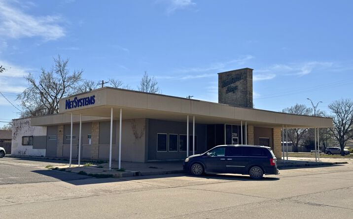 2709 Boulevard Plaza, Wichita