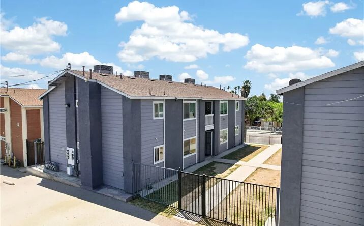 1304 Flower, Bakersfield