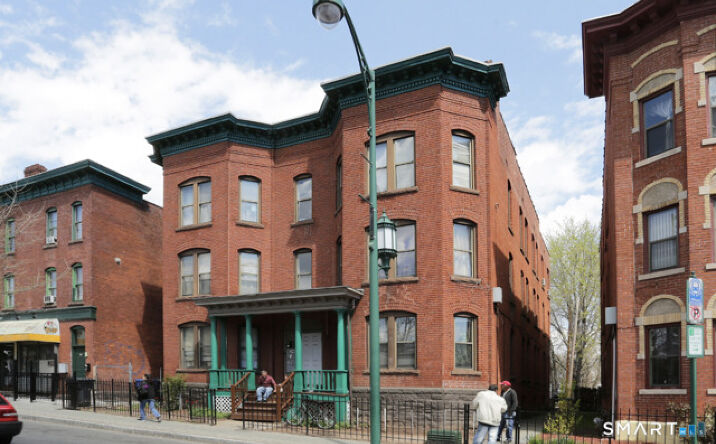 196 PARK ST, HARTFORD