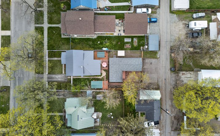 117 3rd Avenue E, Kalispell