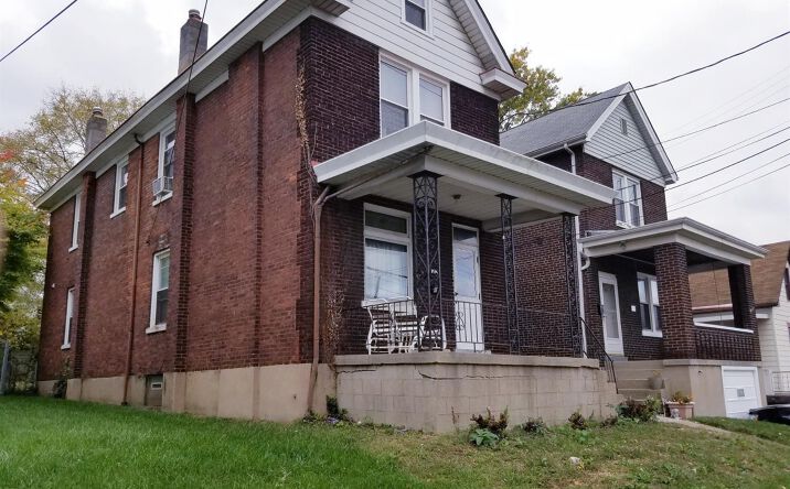 E Ross Avenue, St Bernard