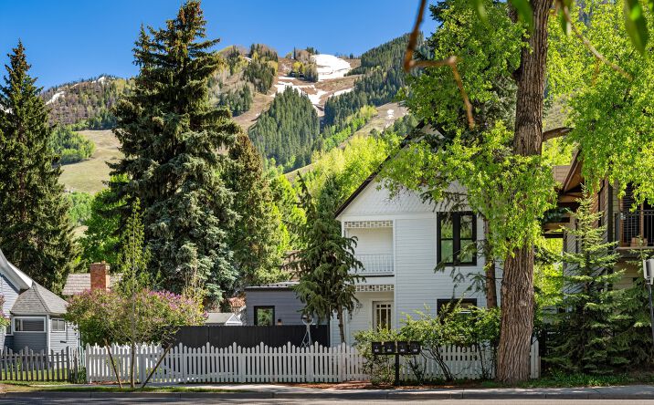 211 West Main Street, Aspen
