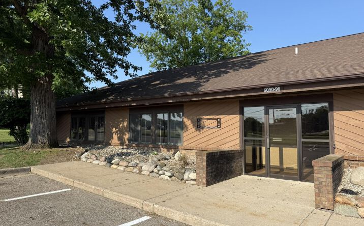 5096 Lovers Lane, Portage