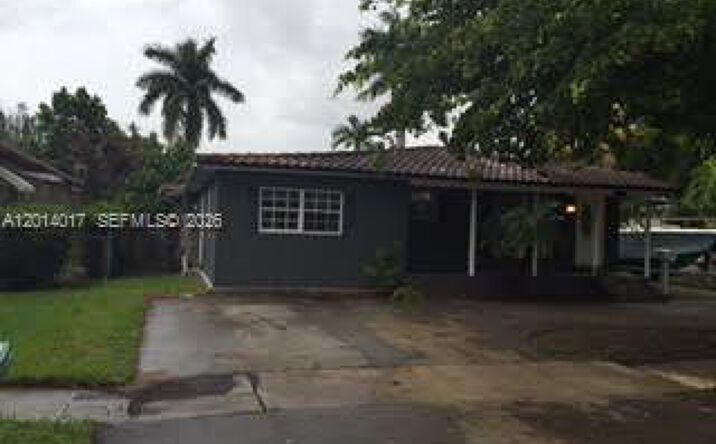 335 NE 114th St, Miami