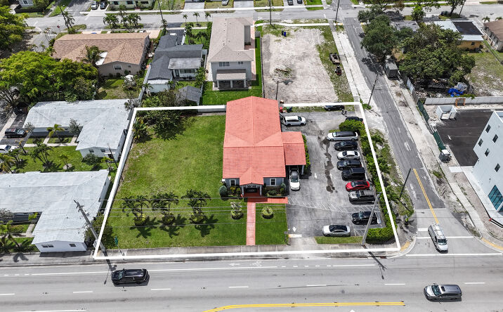 315 Pembroke Rd, Hallandale Beach