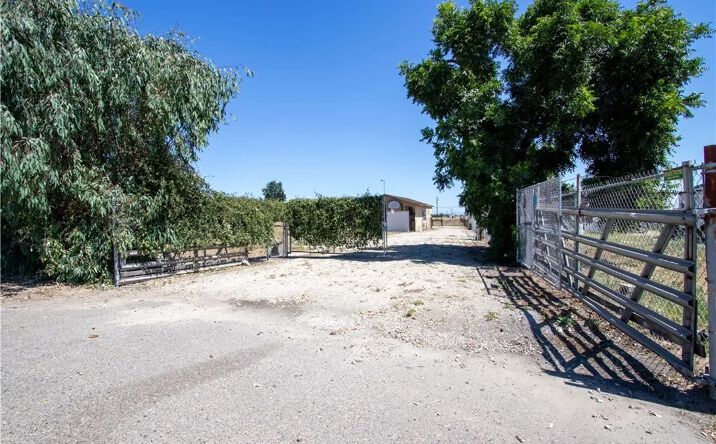 3650 Santa Fe, Atwater