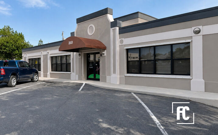 310 Southwest Ocean Boulevard, Stuart