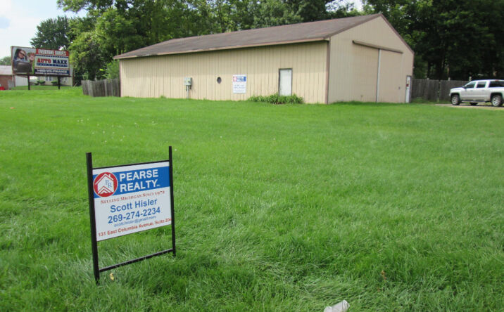 1315 E COLUMBIA Avenue, Battle Creek
