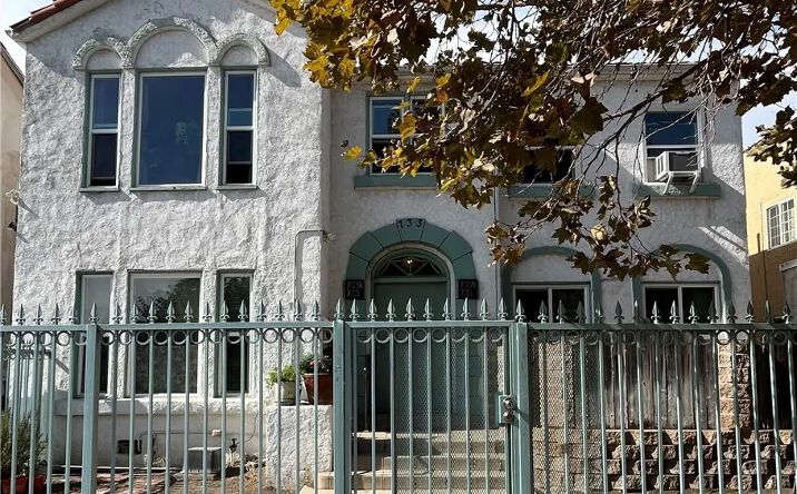 733 N Ridgewood Place, Hollywood